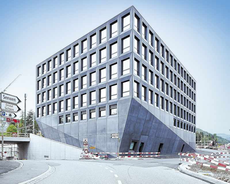 SulserTotal_Fassade_UNO Geschäfts- & Bürogebäude, Liestal